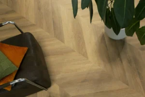 Hongaarse punt vloer in een lichte eiken tint